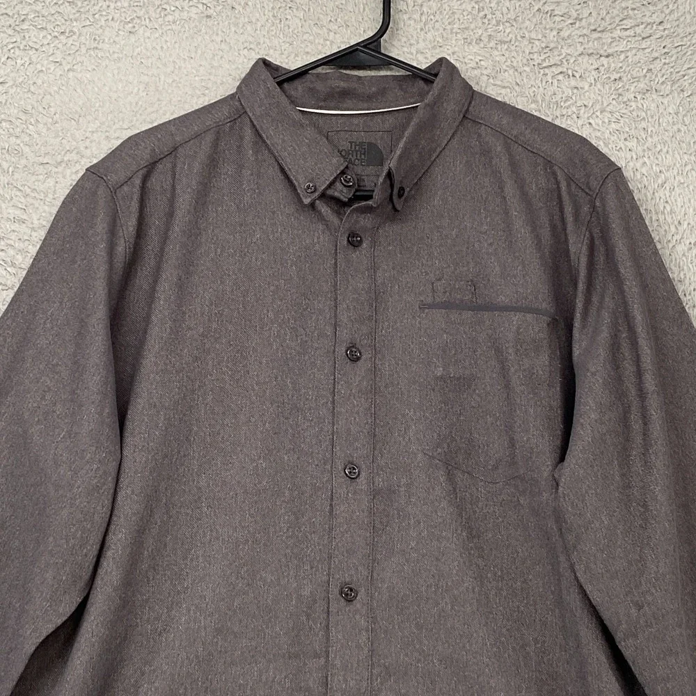 The North Face Shirt Mens Large Gray Midweight Long Sleeve Knit Everyday